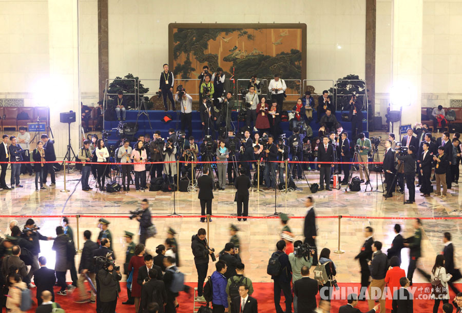 公開·透明·創新——從黨的十九大看更加開放自信的中國