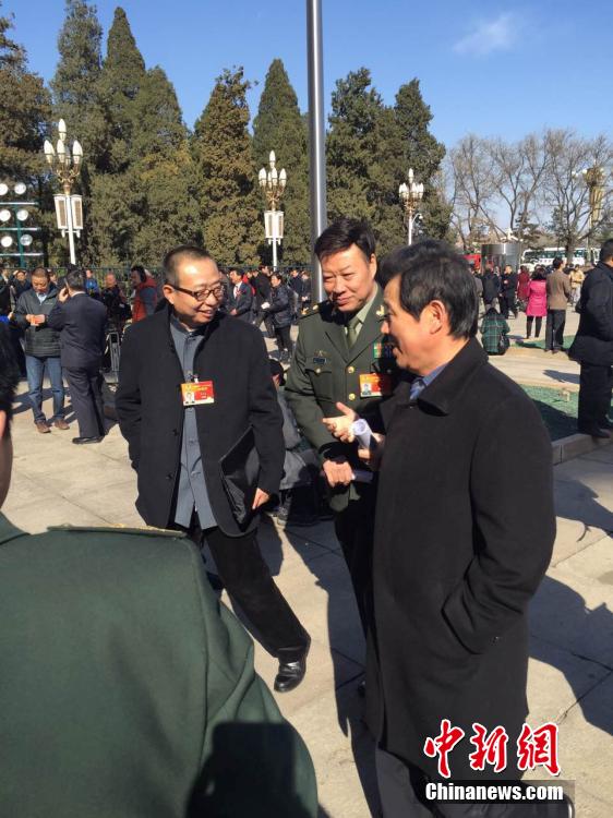 全國政協十二屆三次會議在北京開幕