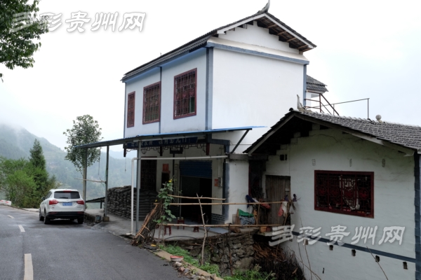 【網絡媒體走轉改】紅軍后人劉永飄:革命精神“引路燈” 創業艱辛不言棄