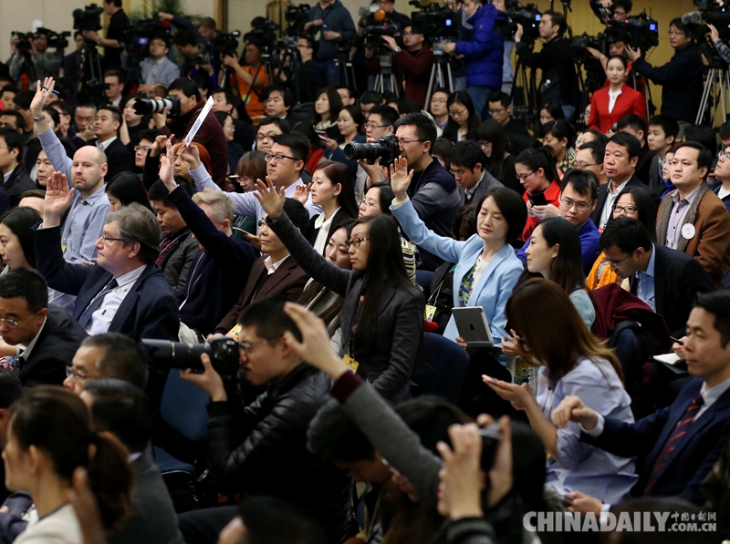 外交部部長(zhǎng)王毅就中國(guó)的外交政策和對(duì)外關(guān)系答記者問(wèn)