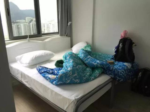 在奧運村閑逛能遇到誰? 寧澤濤溜達似“老干部”