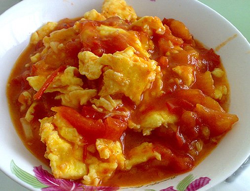 “西紅柿炒雞蛋”入場(chǎng)服火了！ 中國(guó)隊(duì)竟然穿了三屆奧運(yùn)