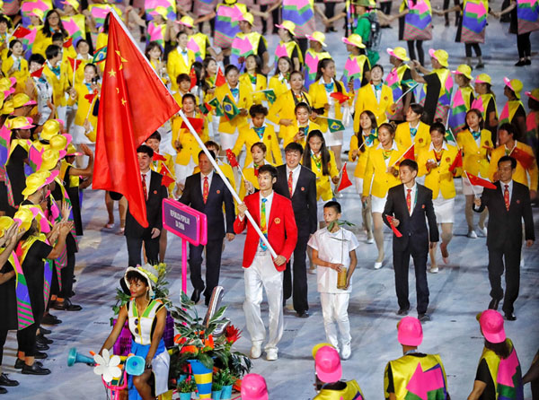 “西紅柿炒雞蛋”入場(chǎng)服火了！ 中國(guó)隊(duì)竟然穿了三屆奧運(yùn)