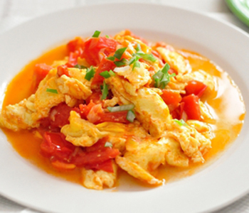 “西紅柿炒雞蛋”入場(chǎng)服火了！ 中國(guó)隊(duì)竟然穿了三屆奧運(yùn)