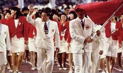“西紅柿炒雞蛋”入場(chǎng)服火了！ 中國(guó)隊(duì)竟然穿了三屆奧運(yùn)