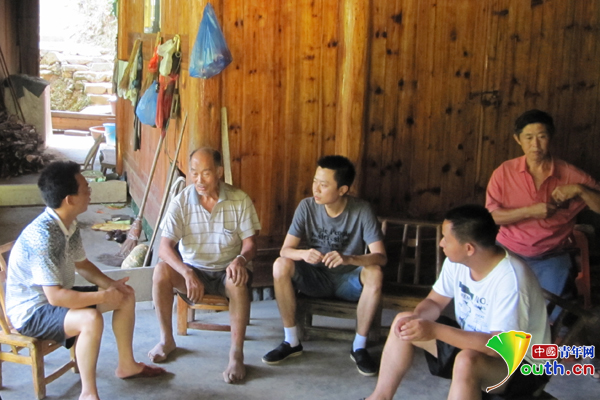 習(xí)近平的治黨律：保持黨和人民的血肉聯(lián)系是永恒課題