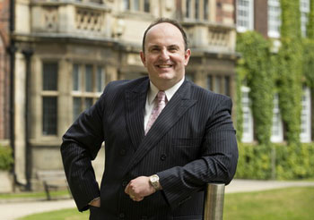 【2018兩會·改革新征程】習近平講話強調推動經濟高質量發展 獲國際學者點贊