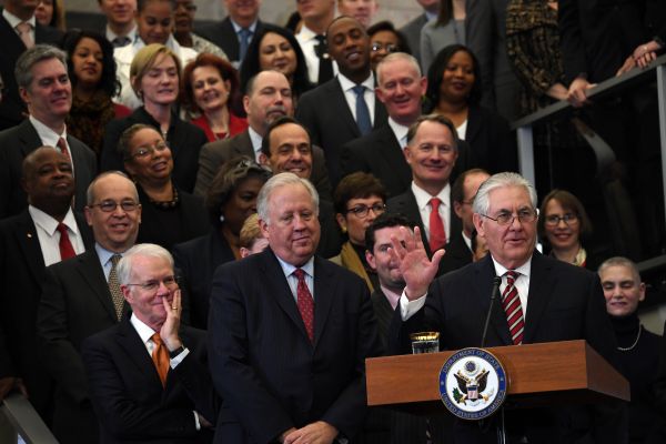 港媒關(guān)注習(xí)近平或與特朗普“莊園會晤”：為中美關(guān)系定調(diào)