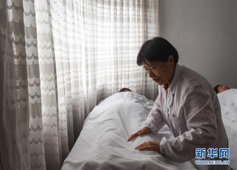 周克秀:用針灸為秘魯人民消病除痛的中國醫(yī)生(組圖)