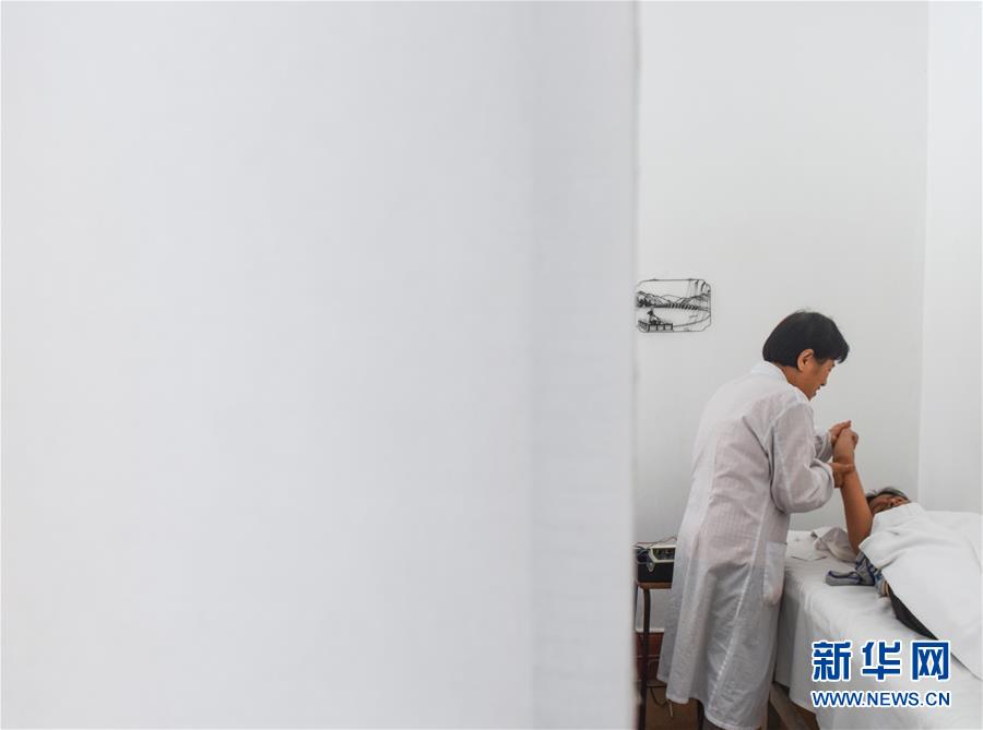 周克秀:用針灸為秘魯人民消病除痛的中國醫(yī)生(組圖)