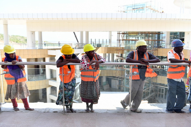 肯尼亞“中國造”蒙內鐵路聯調聯試迎接通車