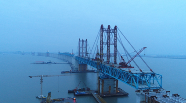 網(wǎng)絡(luò)大V走訪“當(dāng)代中國(guó)奇跡”感受中國(guó)制造魅力