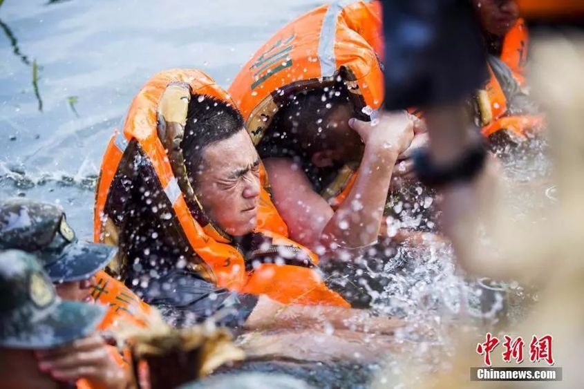 憑什么“軍人優(yōu)先”?就憑這!