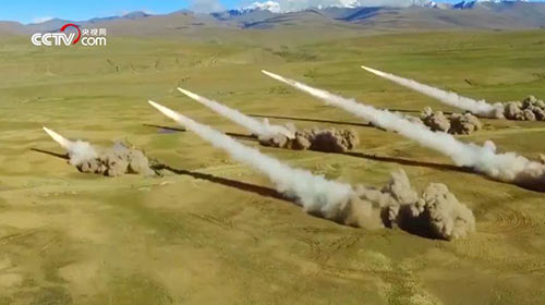 從準(zhǔn)空姐到高原炮手,95后“戍邊玫瑰”鏗鏘綻放