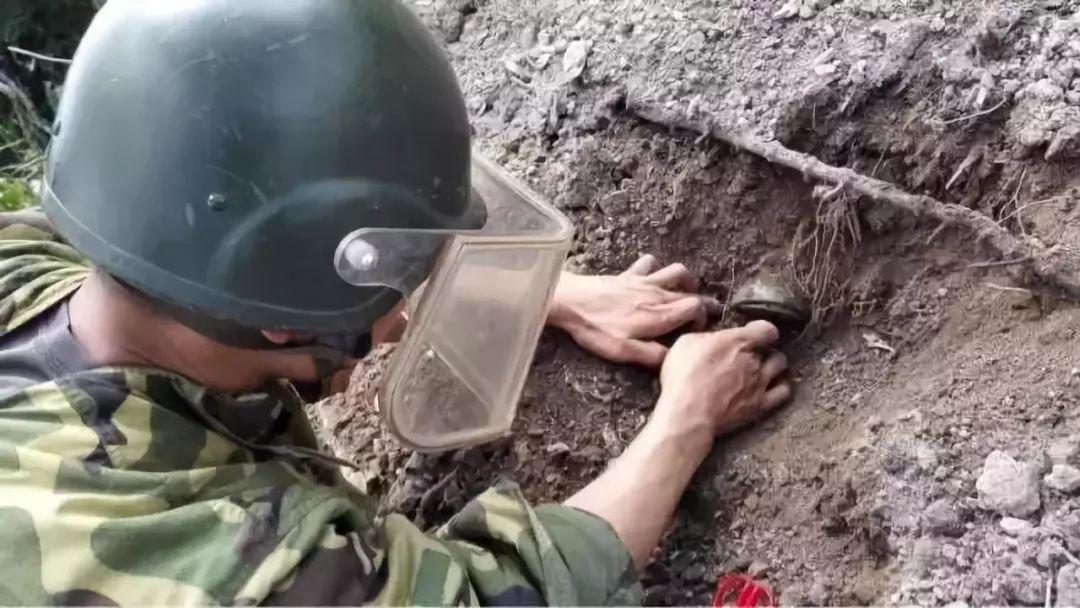 【我和軍隊的不解之緣】你是人間的大英雄!