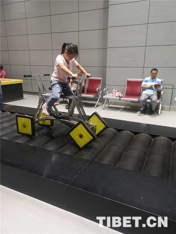 【新時代•幸福美麗新邊疆】帶你走進克拉瑪依科技館:抓住暑假的尾巴一起“玩轉”科學