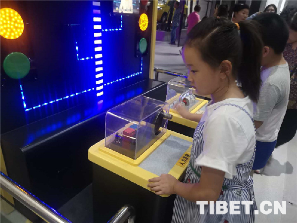 【新時代•幸福美麗新邊疆】帶你走進克拉瑪依科技館:抓住暑假的尾巴一起“玩轉”科學