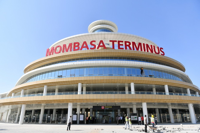 肯尼亞“中國造”蒙內鐵路聯(lián)調聯(lián)試迎接通車