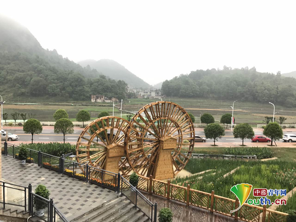 【砥礪奮進的五年·聚焦大數據】貴安新區VR小鎮：大數據的可視化