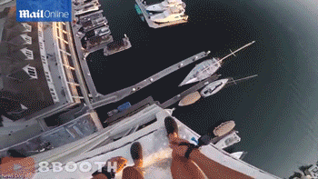 驚心動魄：第一視角體驗(yàn)40米高空墜落