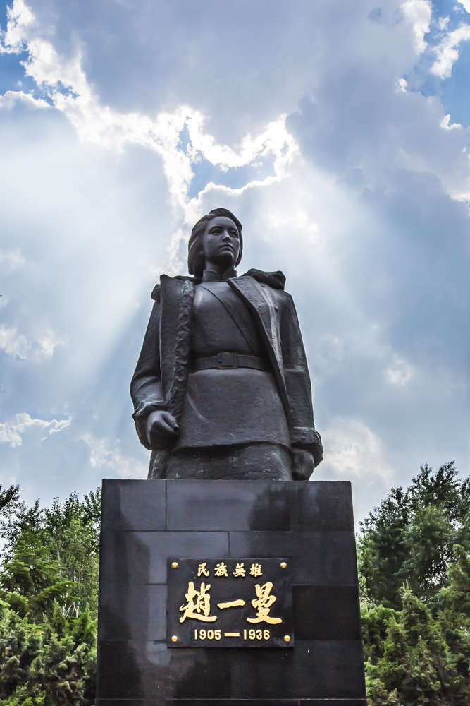 致勝利 一個(gè)7歲小女孩2015抗戰(zhàn)游歷