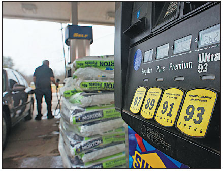 美國貿易逆差源起自身 中國不應成為替罪羊