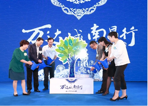 “萬(wàn)達(dá)城 南昌行”簽約大會(huì)成果豐碩 億元讓利上海消費(fèi)者