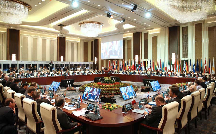 李克強就亞歐合作提出三點建議