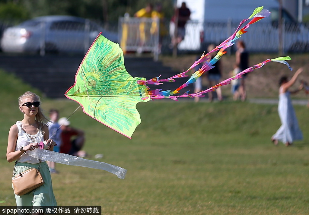 俄羅斯喀山風箏節 追逐藍天童趣滿滿