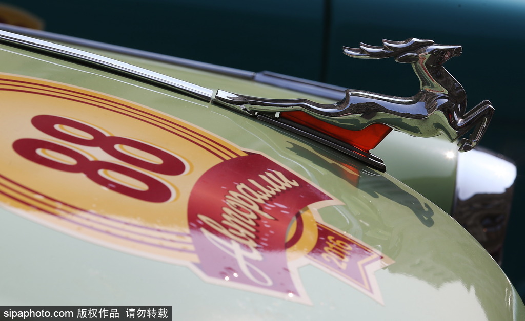 稀有古董車大集結 莫斯科舉行復古車游行