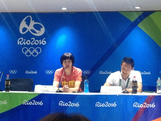 郎平談中國女排奪冠:作為教練很幸運 要把女排精神傳承下去