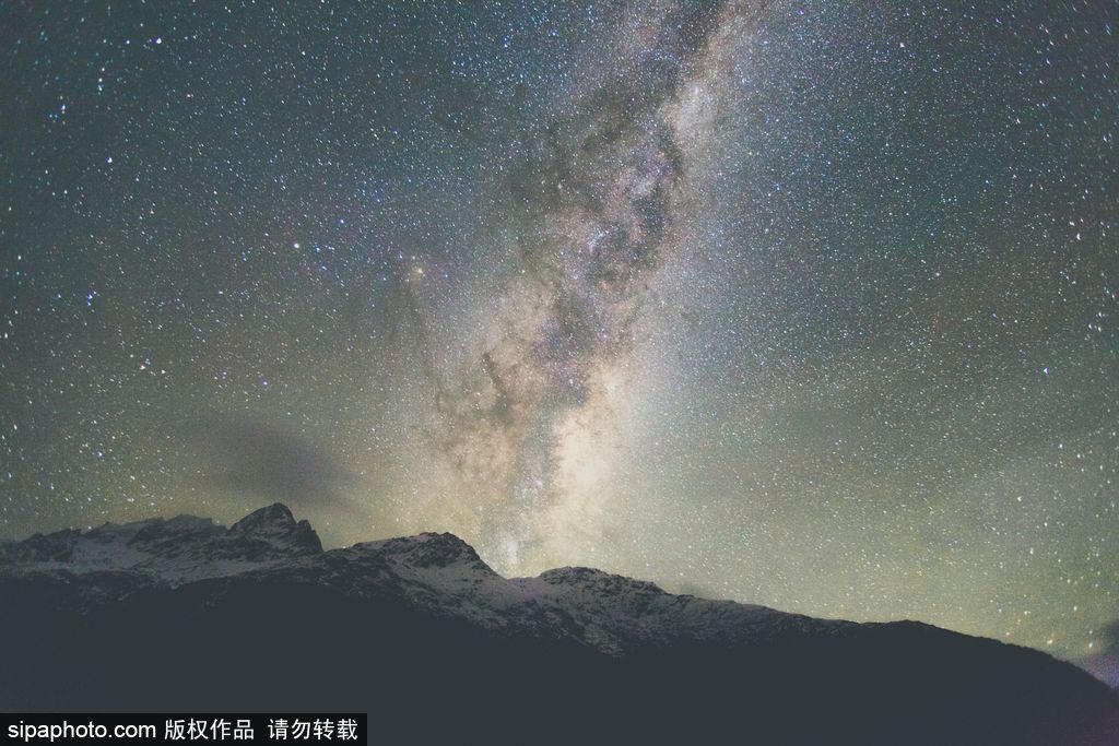 攝影師周游世界 用鏡頭記錄各國絕美風光