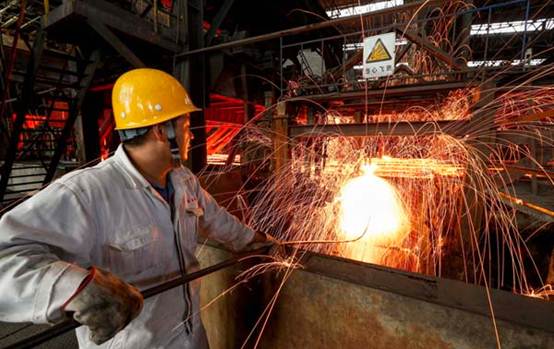 國(guó)慶節(jié)，向堅(jiān)守在工作崗位上的人致敬