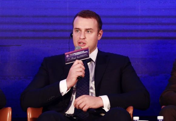 俄羅斯天然氣傳媒控股股份公司俄氣傳媒-技術公司總經理瓦季姆•瓦季莫維奇•費多托夫發言