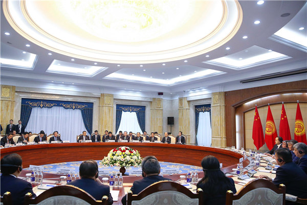 李克強(qiáng)：挖掘合作新增長(zhǎng)點(diǎn) 促進(jìn)中吉友好合作新發(fā)展