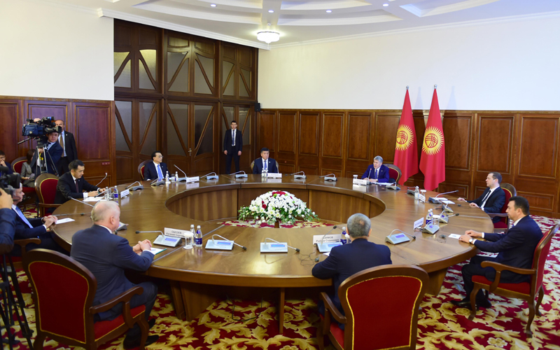 李克強就上海合作組織未來發(fā)展提出六大倡議