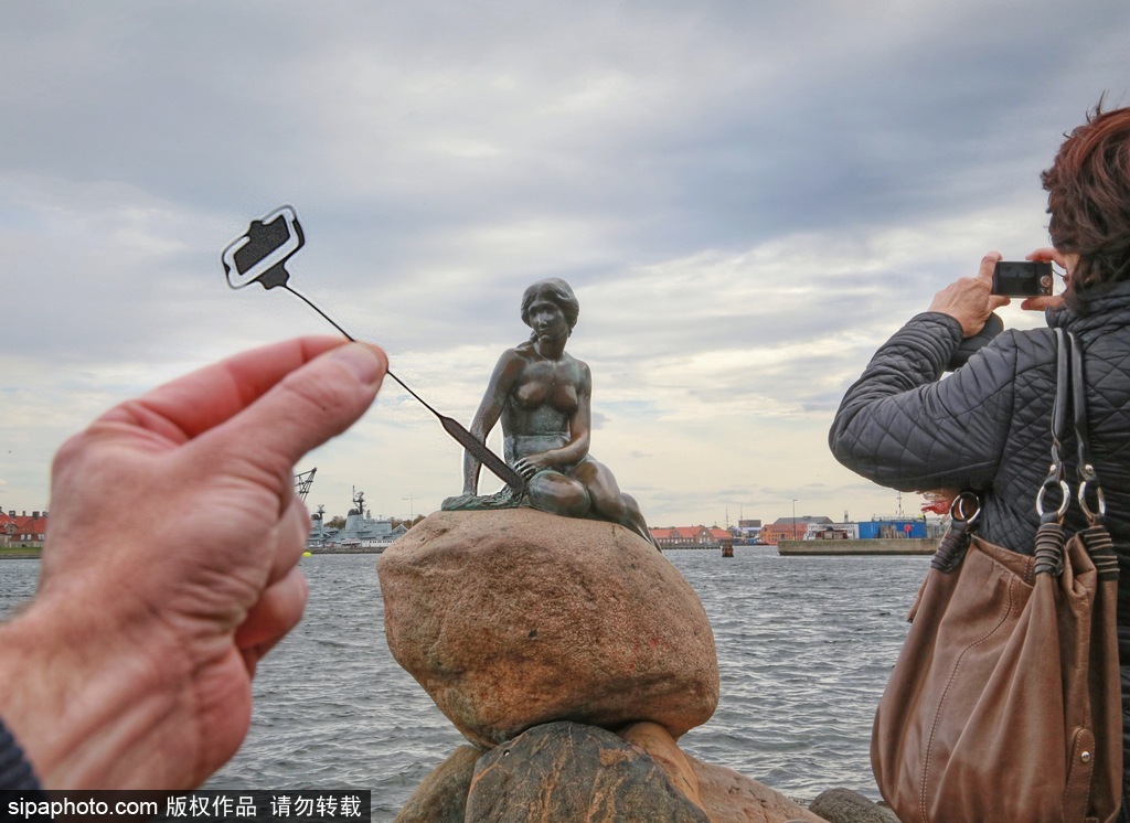 剪紙錯(cuò)位藝術(shù)趣味無窮 盤點(diǎn)度假勝地巧變創(chuàng)意作品