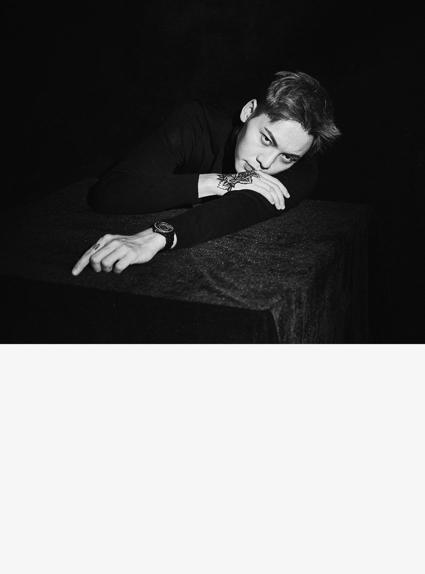 陳偉霆“極簡主義”造型 詮釋型男獨特范本