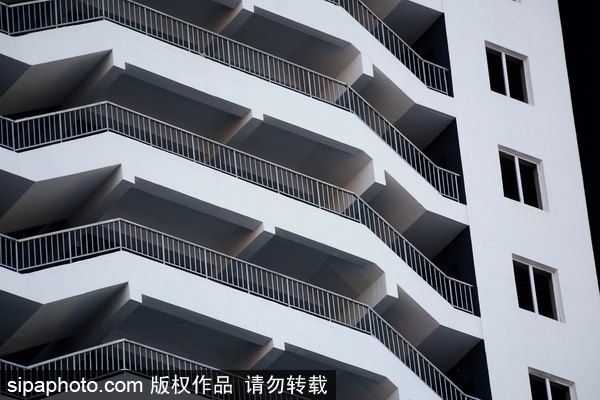 沈陽現巨型“搓衣板”大樓 造型有趣奪人眼球（組圖）