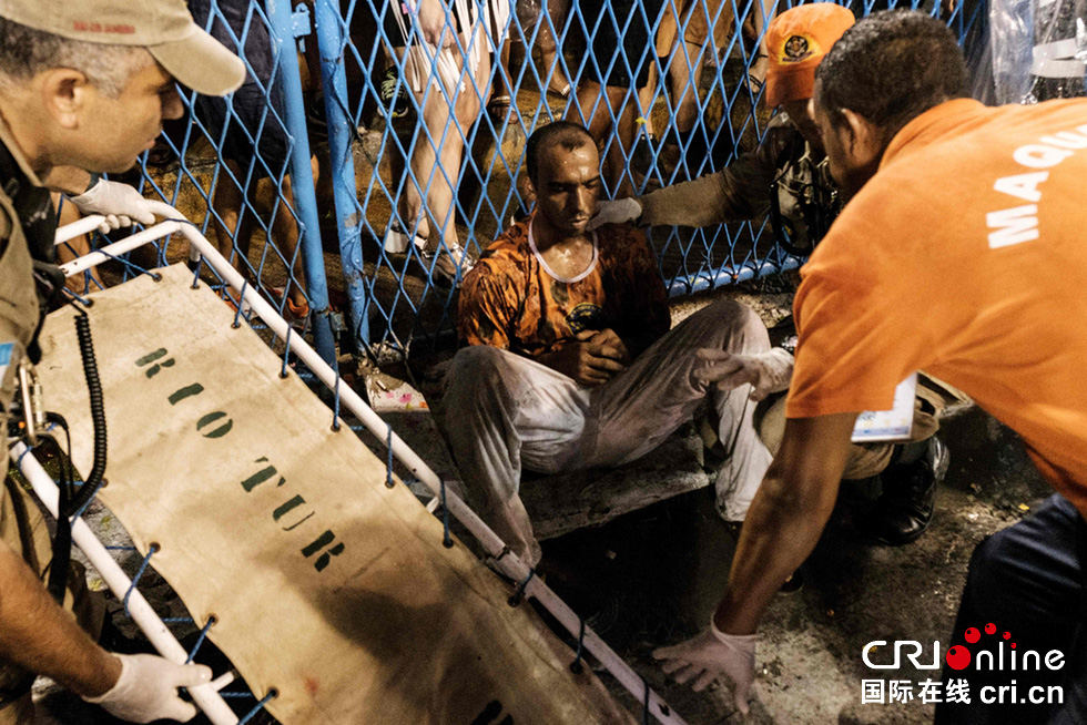 巴西里約狂歡節花車失控撞向人群 至少八人受傷