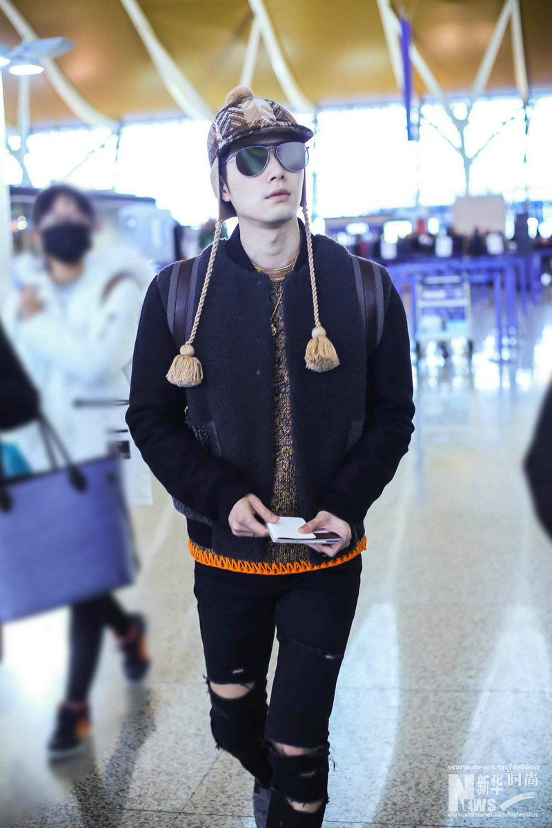 換季發愁穿什么？明星早春穿搭為你做示范