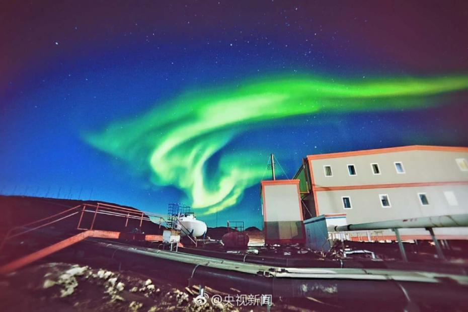 直擊二月南極風光 有極光有萌寵（組圖）