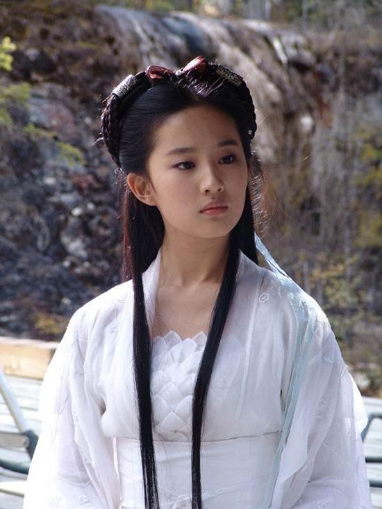 她是最美?；佒盗耗滩杳妹?因參加何炅的節(jié)目形象崩塌