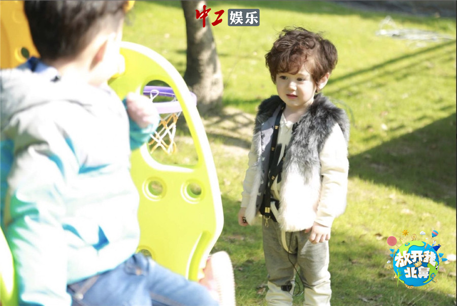 薛之謙加盟《放開我北鼻》第二季 惡搞王遇到熊孩子誰先投降？