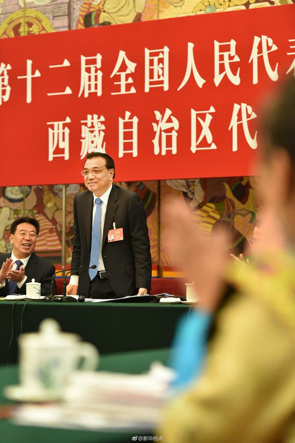 李克強參加西藏代表團審議：民族團結要像糌粑和糍粑那樣捏成團、聚成團、抱成團