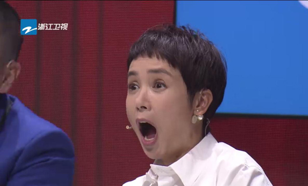 《紀曉嵐》17年后重聚 “杜小月”深情擁抱王剛