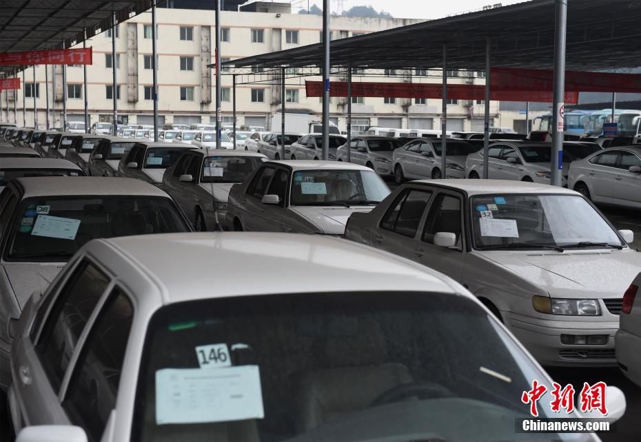 重慶171輛公車將拍賣 最低2200元起拍