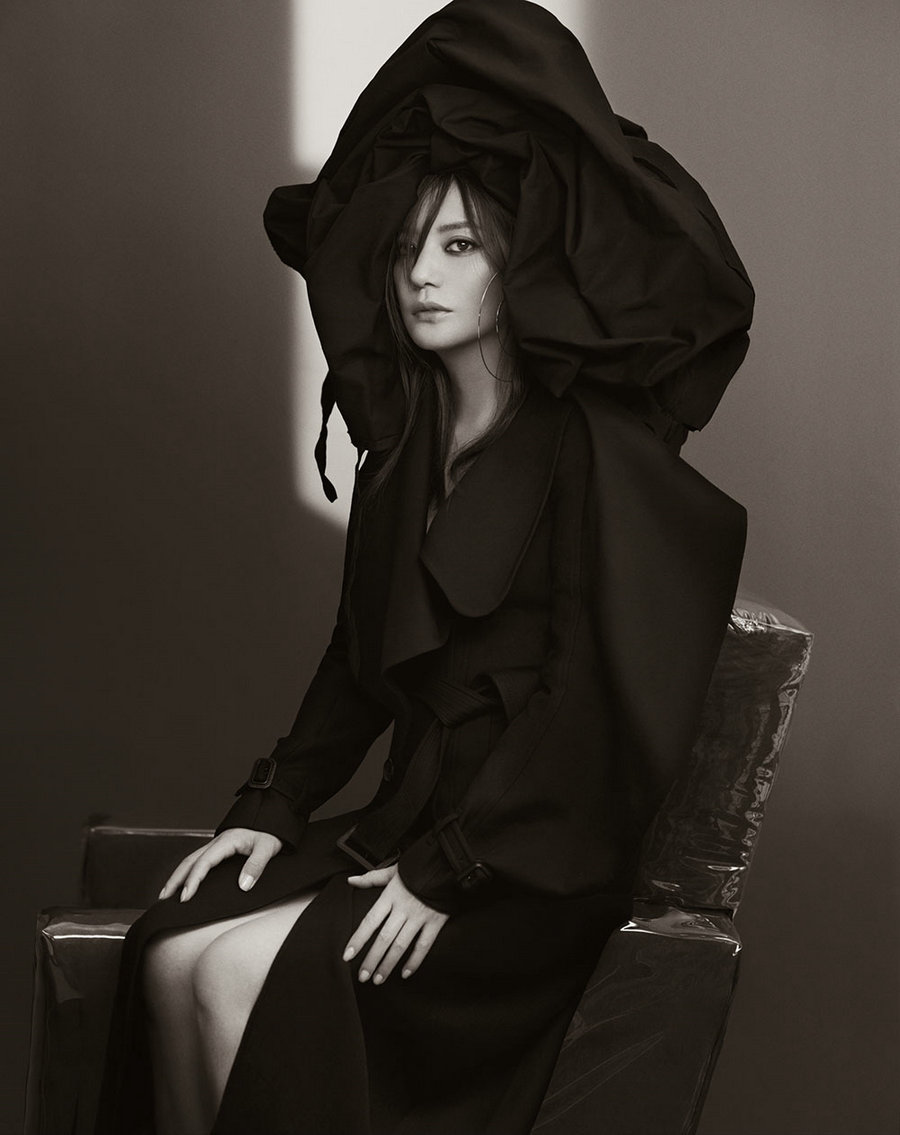 趙薇先鋒藝術感大片曝光 或掀起魅力新風尚