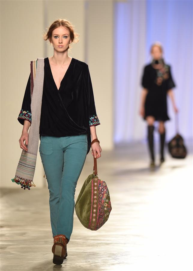 里斯本秋冬時裝周詮釋時尚“無限”創(chuàng)意