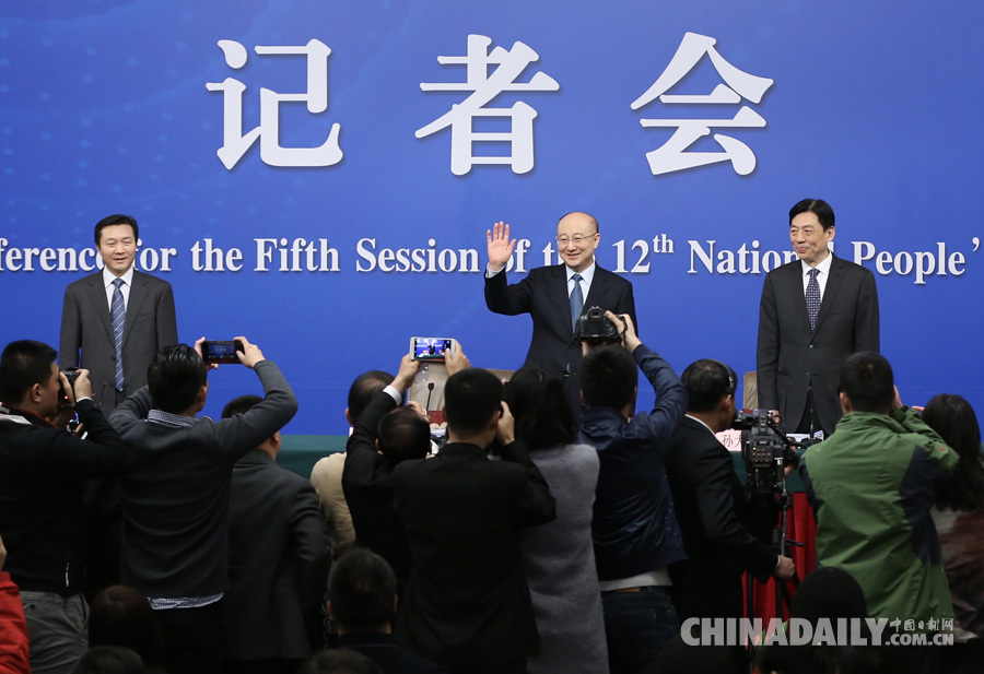 國家質檢總局局長支樹平等就“質量提升”答記者問